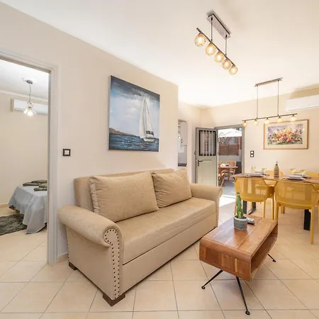 Semesterbostad Casa Katrine Lakíthra